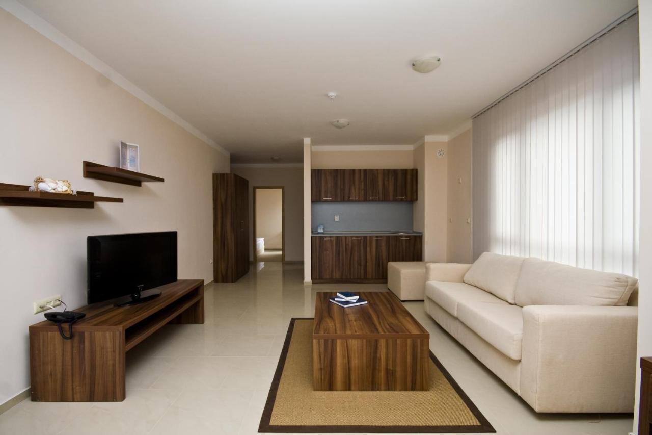 Paradise Bay Hotel Pomorie Exterior foto