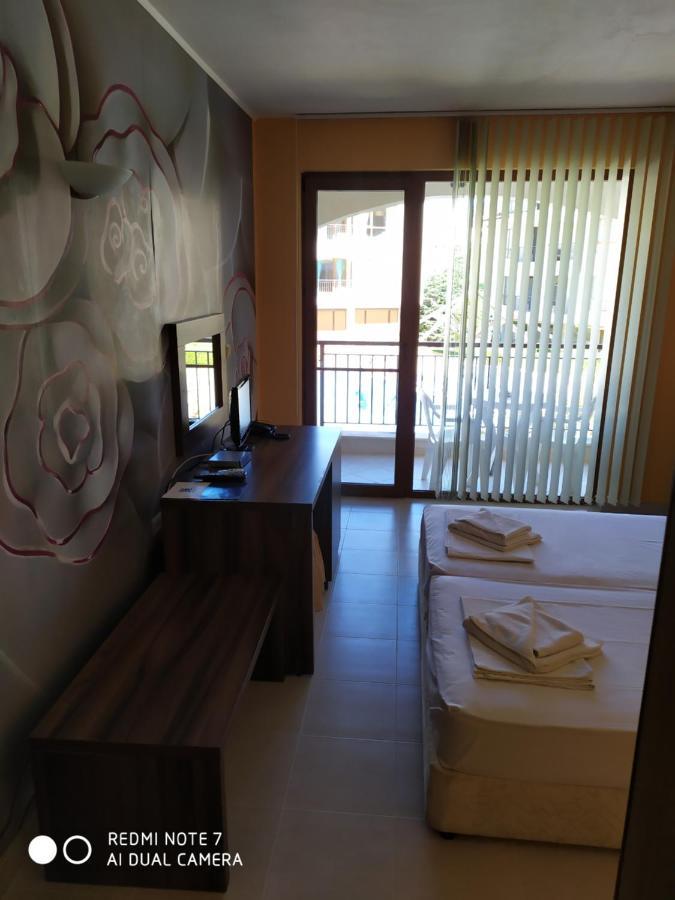 Paradise Bay Hotel Pomorie Exterior foto